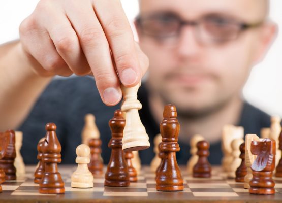 How Mortgage Underwriters Analyse Risk