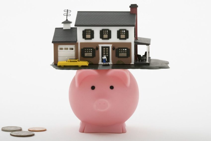 Using your home's equity to pay off credit card debt is a dumb move