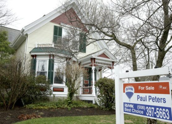 Ahead of spring market, 5 tips for first-time homebuyers
