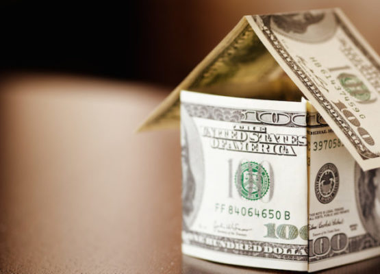 House hunters, hurry up! Mortgage rates have fallen to their lowest level in a year