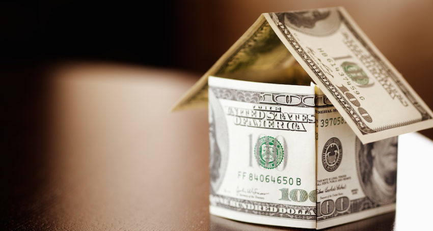 House hunters, hurry up! Mortgage rates have fallen to their lowest level in a year